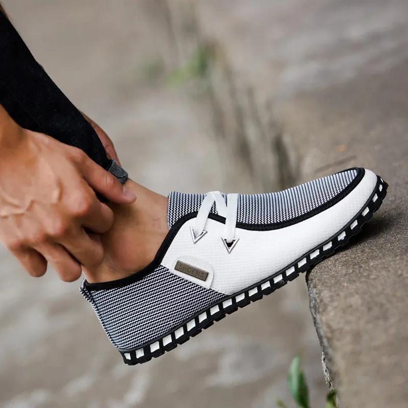 Heiße trendige Herren Freizeitschuhe Slip-on Bequeme flache Herrenschuhe Concise Lazy Basic Driving Herrenschuhe Neue Erkek Ayakkabı 39 white