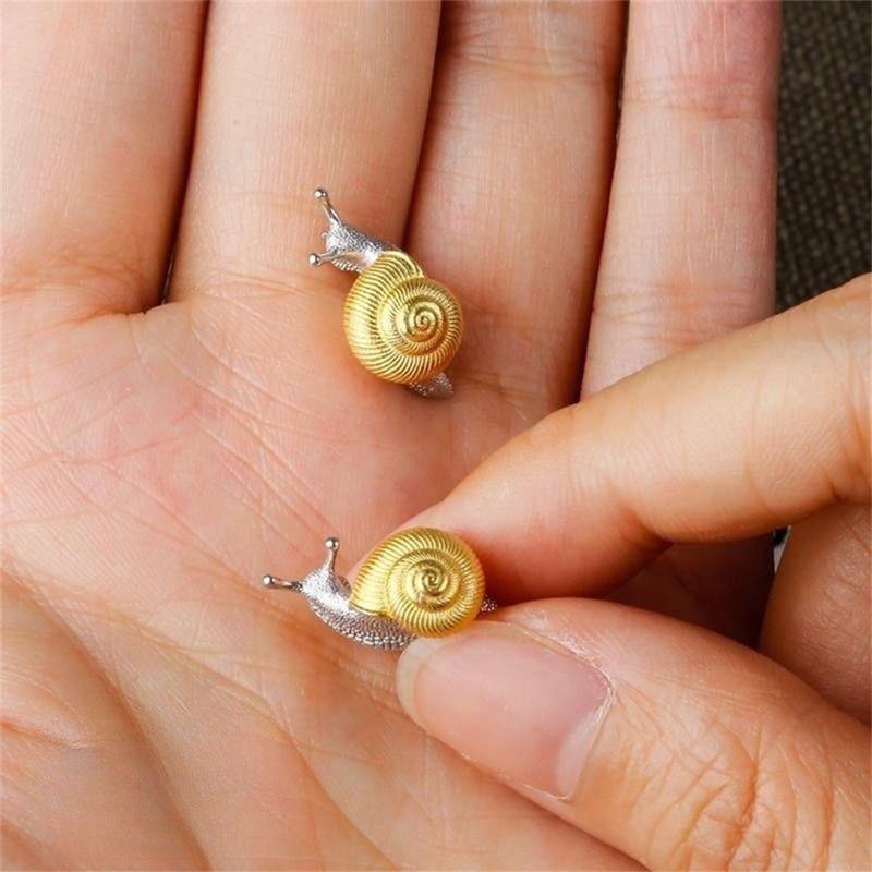 1 Paar Vintage zweifarbige Schnecken-Ohrstecker für Männer und Frauen, Insekten-Ohrringe, Ohrschmuck, Zubehör, Geschenke