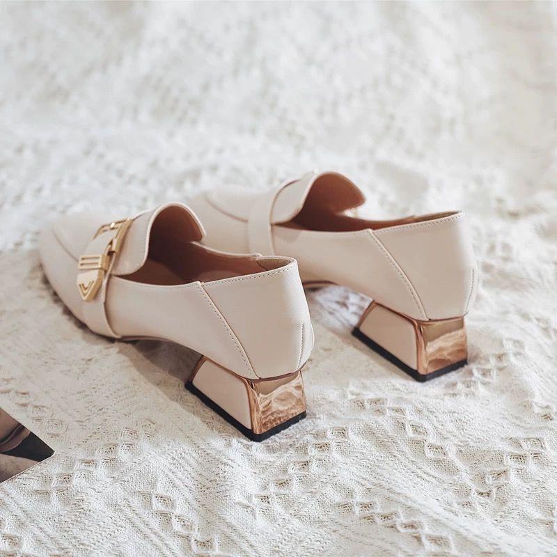 Einzelschuhe Damenschuhe aus Leder mit dickem Absatz, All-Match-Leder, quadratische Zehenpartie, weiche Sohle, leichte Damenschuhe, Arbeitsschuhe 39