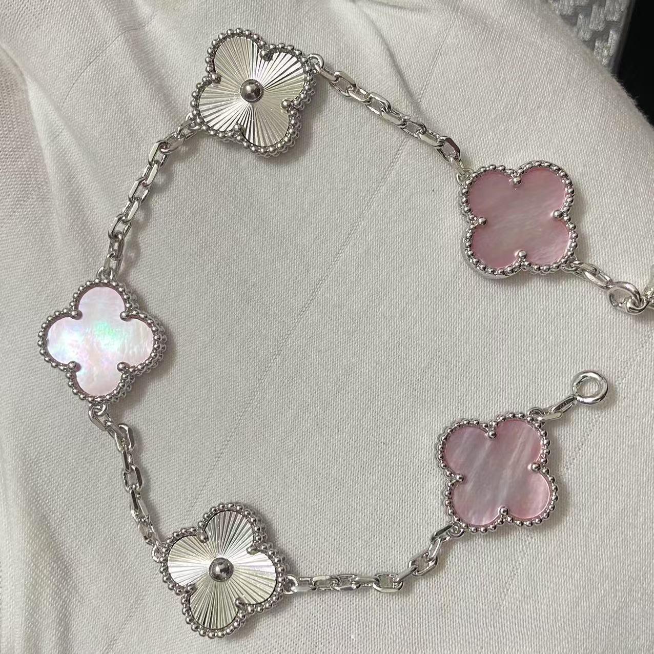 Neue Version Vierblättriges Kleeblatt Fünf-Blüten-Armband Natürlicher Roter Achat Weißes Perlmutt-Armband Damen Laser-Armband V Gold
