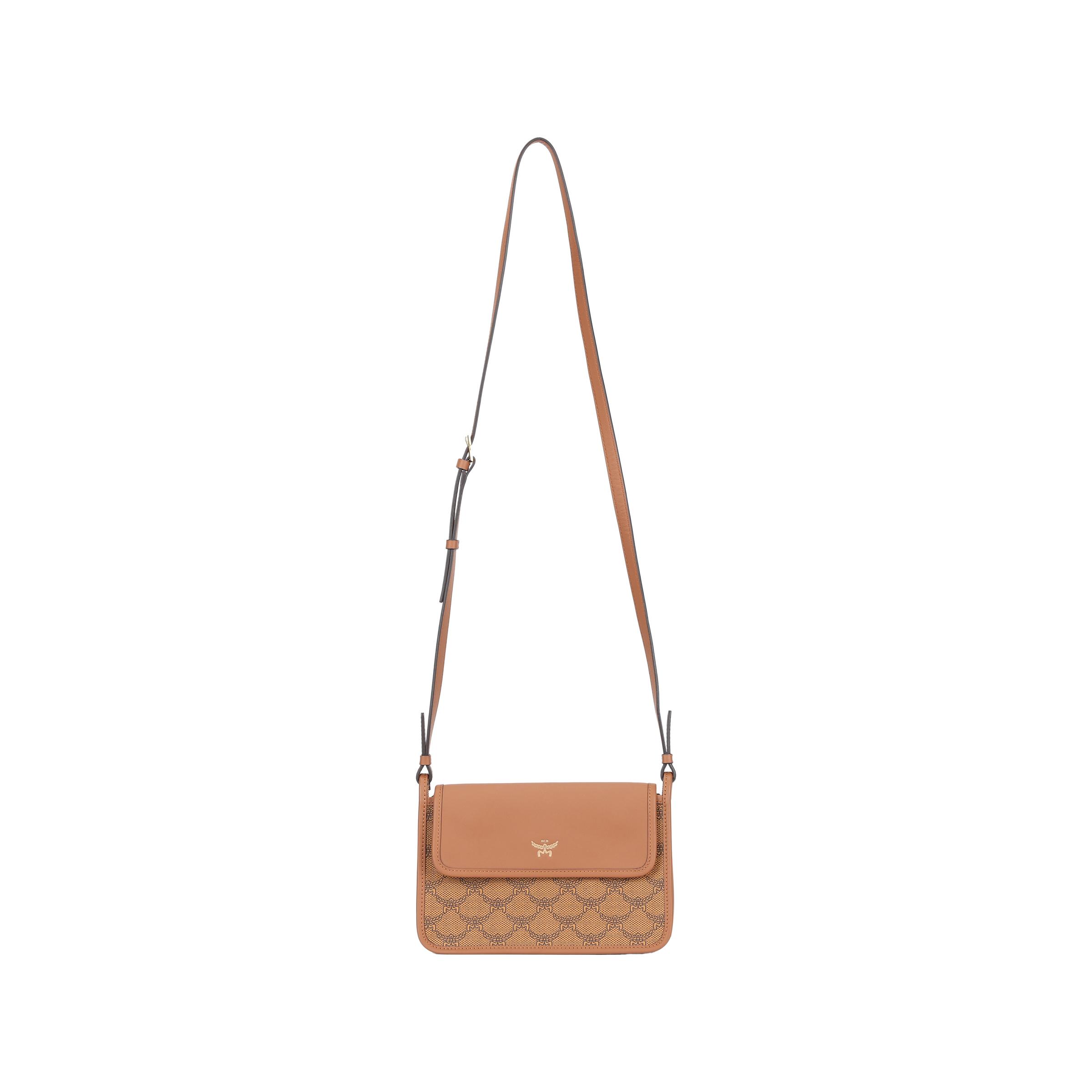MCM Himmel Metall Logo Magnetverschluss Beschichtetes Canvas Und Leder Crossbody Schultertasche Damen Schultertasche Cognac MWRESAC01CO001 Basic Set (Bag+Dust Bag)