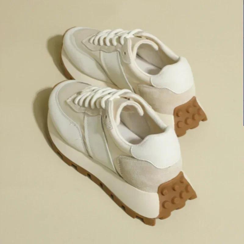 2024 Damen Sneaker Atmungsaktiv Laufschuhe Casual Sport Vulkanisierte Sneaker Plateau Schuhe für Damen Sport Weiße Schuhe 39 beige