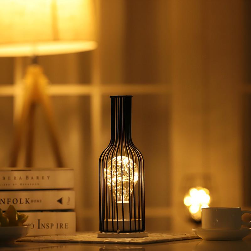 Kunst LED Tisch Lampe Lese Lampe Nacht Licht Schlafzimmer Nacht Lampe Schreibtisch Beleuchtung Wohnzimmer Retro Klassische Eisen Hause Dekoration Wine Bottles