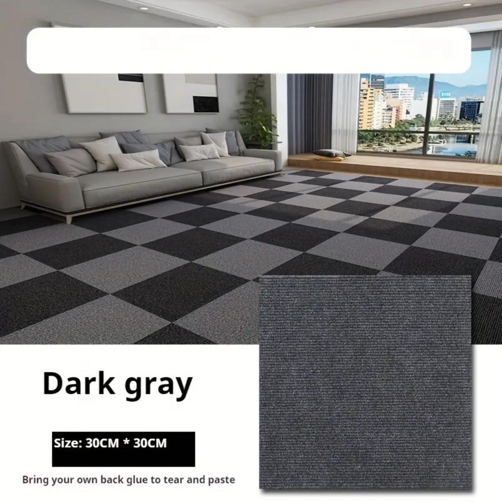 Quadratische, selbstklebende Teppichfliesen für Büro und Zuhause, rutschfester Polyesterteppich mit Schaumstoffrücken, einfarbiges Muster, Dekoration für Büro und Veranda. 2PCS dunkelgrau