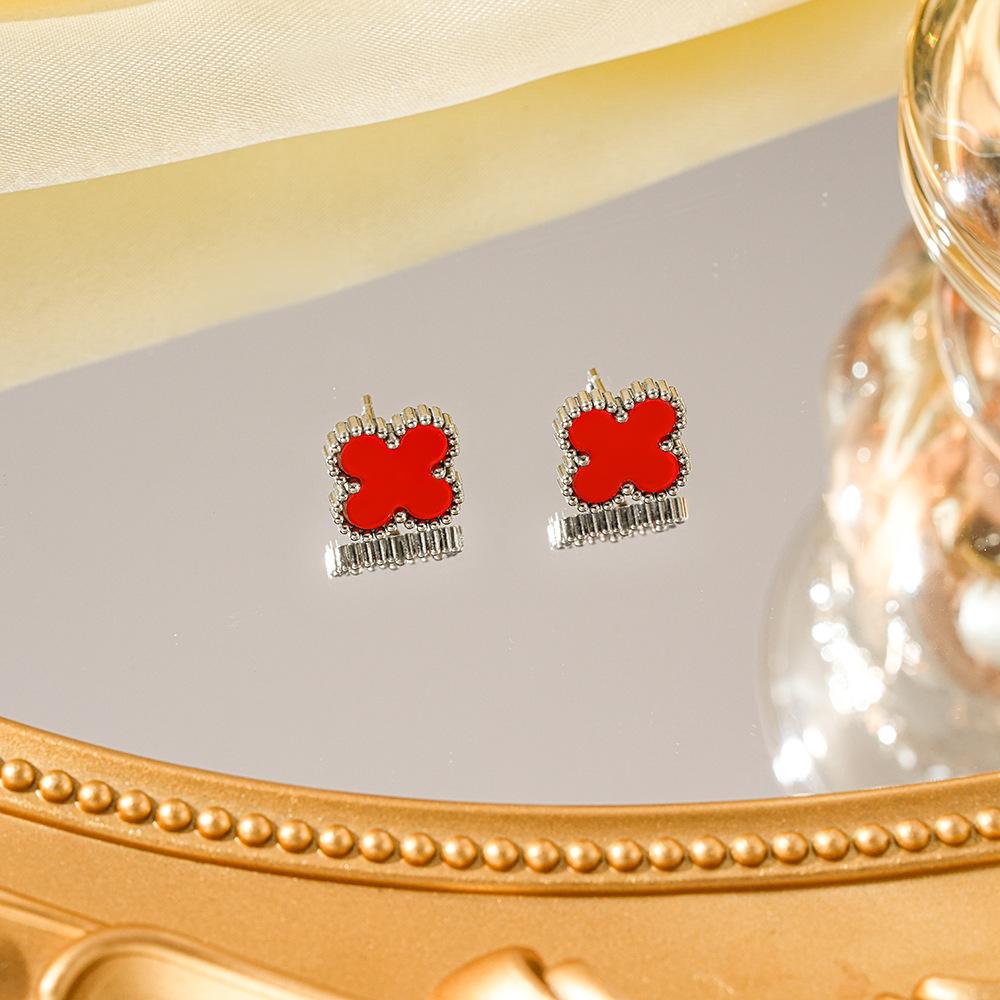 Titanstahl Ohrringe Vierblättriges Kleeblatt Ohrringe Damen Leichter Luxus Minimalistische Ohrringe Klein Nische Titanstahl Ohrringe rot