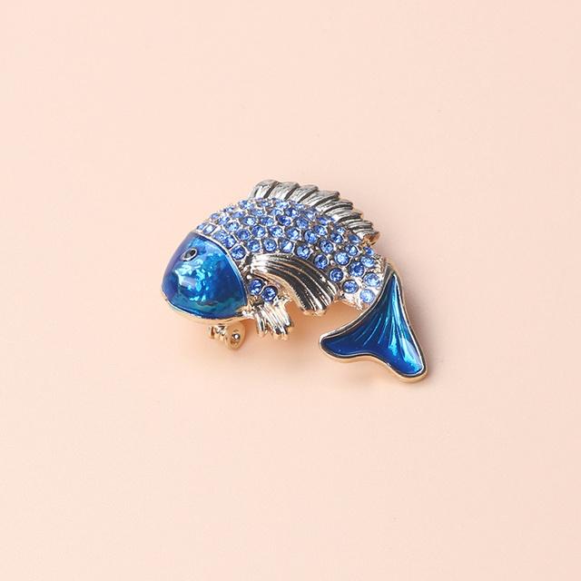 Mode und exquisite High-End-Corsage Koi Strass Brosche Pin Mantel Anzug Karpfen gray