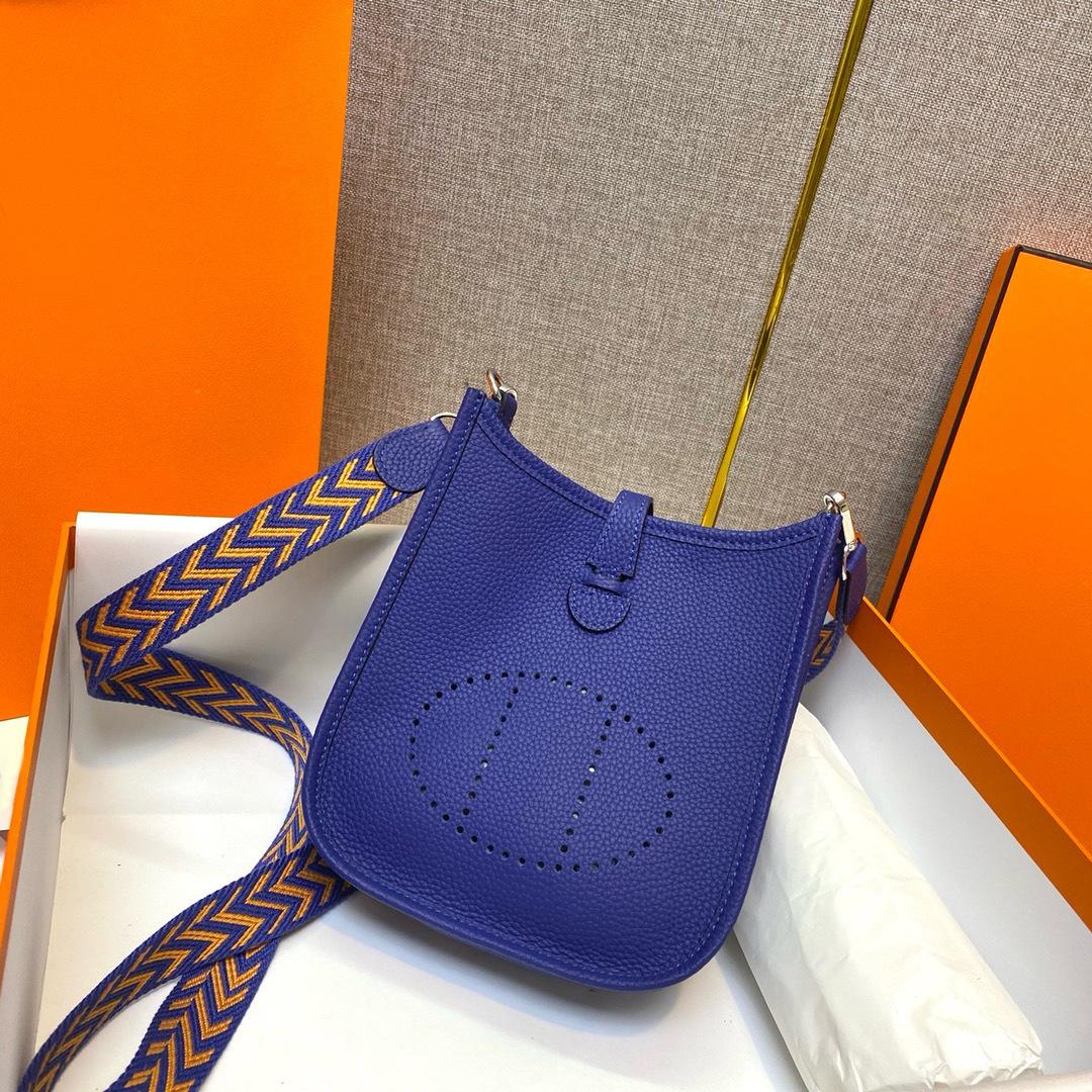 Togo-Leder Evelyn Leder Umhängetasche Oberleder Rindsleder Lässige Handytasche Einfach und vielseitig Reines Leder Damen Tasche 17cm elektrische blaue
