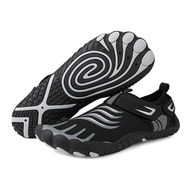 Unisex Barfuß Wasserschuhe Männer Fünf Finger Aqua Schuhe Frauen Drainage Strand Sport Schwimmen Sandalen Schnell Trocknend Tauchen Wandern Waten Turnschuhe Fitness Schuhe 46 schwarz
