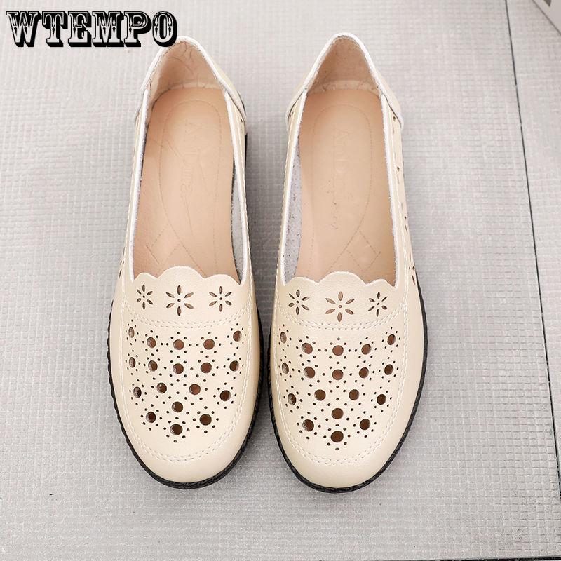 Sommer Mittleren alters Leder Schuhe Bequeme Rutschfeste Sandalen Frauen Weiche Leder Hohl Atmungsaktive Loch Schuhe Weichen Boden Mittleren alters Damen Schuhe 39 beige