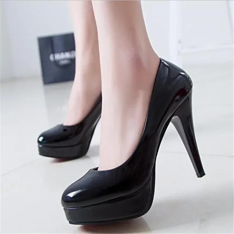 Größen 34-42 Neue Luxus Designer Damen High Heels Mode Klassische Lackleder Heels für Damen Temperament Lady Business Schuhe 40 schwarz