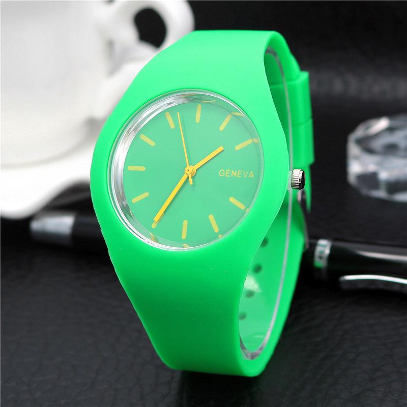 Silikon Uhr Mode Jelly Candy Genf Herrenuhr Damenuhr Quarz Ultra-dünne Uhr grün