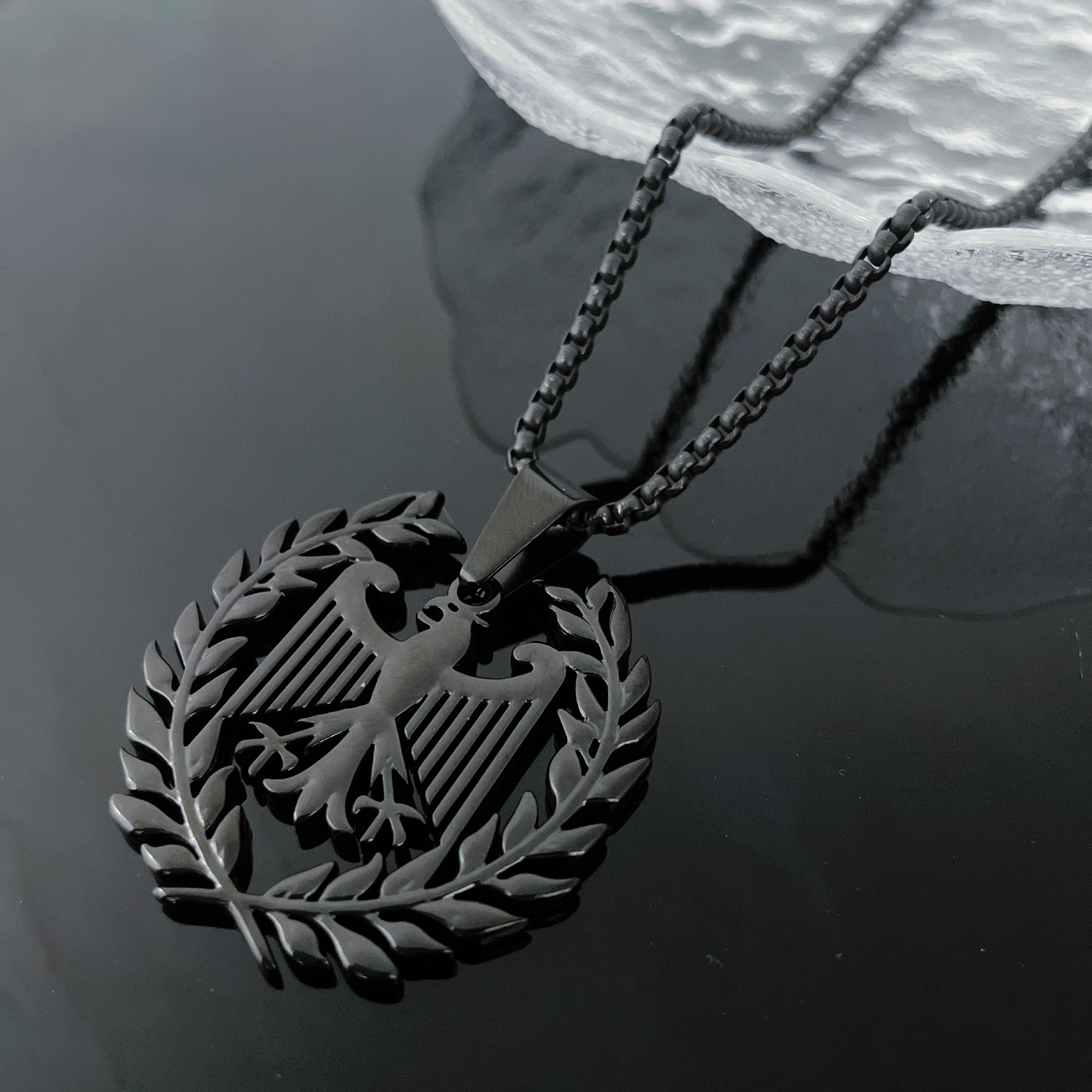 Neue Deutsche Adlerwappen Flaggen Anhänger Halskette für Männer Frauen Edelstahl Deutschland Patriotischer Schmuck Zubehör Geschenke 5pcs Pendant Only schwarz