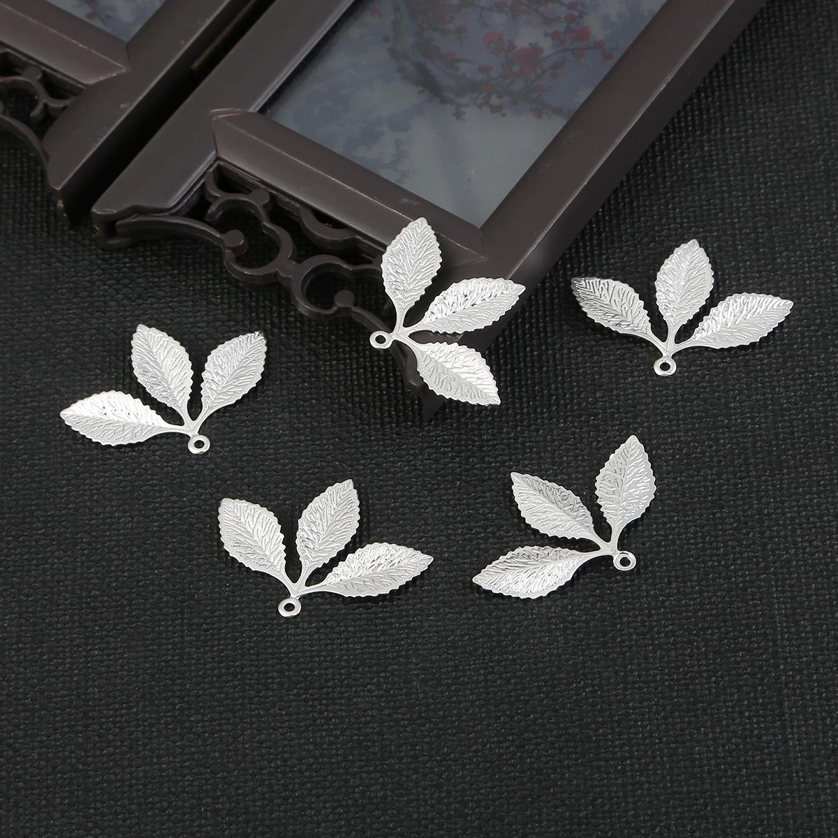 10/20 Stück Metall Kupfer Blatt Verbinder Charm Anhänger DIY Zubehör Zubehör Zubehör für die Schmuckherstellung 04 30×22mm 10pcs silber