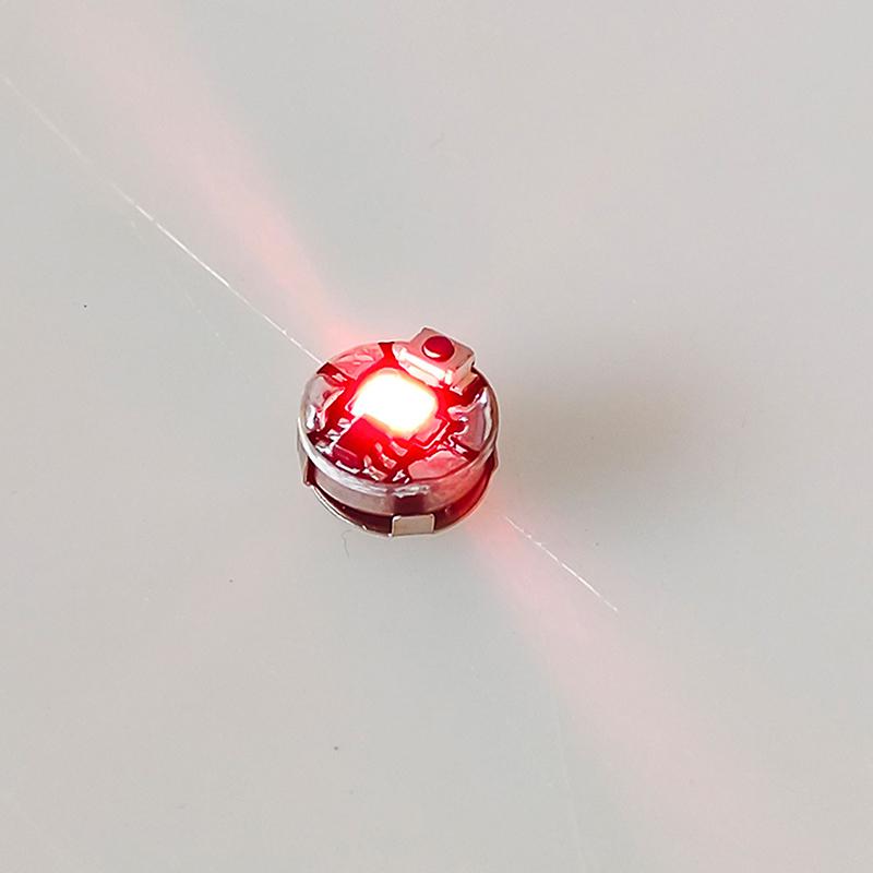 1 Stück Drahtloses LED-Modelllicht mit Batterien Druckknopf-Stil Miniatur-LED-Lampe für DIY-Modellbau Roboter/Autos/Hausdeko rot