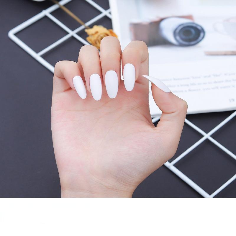 24 stücke Acryl Gefälschte Matte Nagel Reine Farbe Maniküre Falsche Nägel Volle Abdeckung Für Kurze Dekoration Drücken Sie Auf Nägel Kunst gefälschte Verlängerung weiß