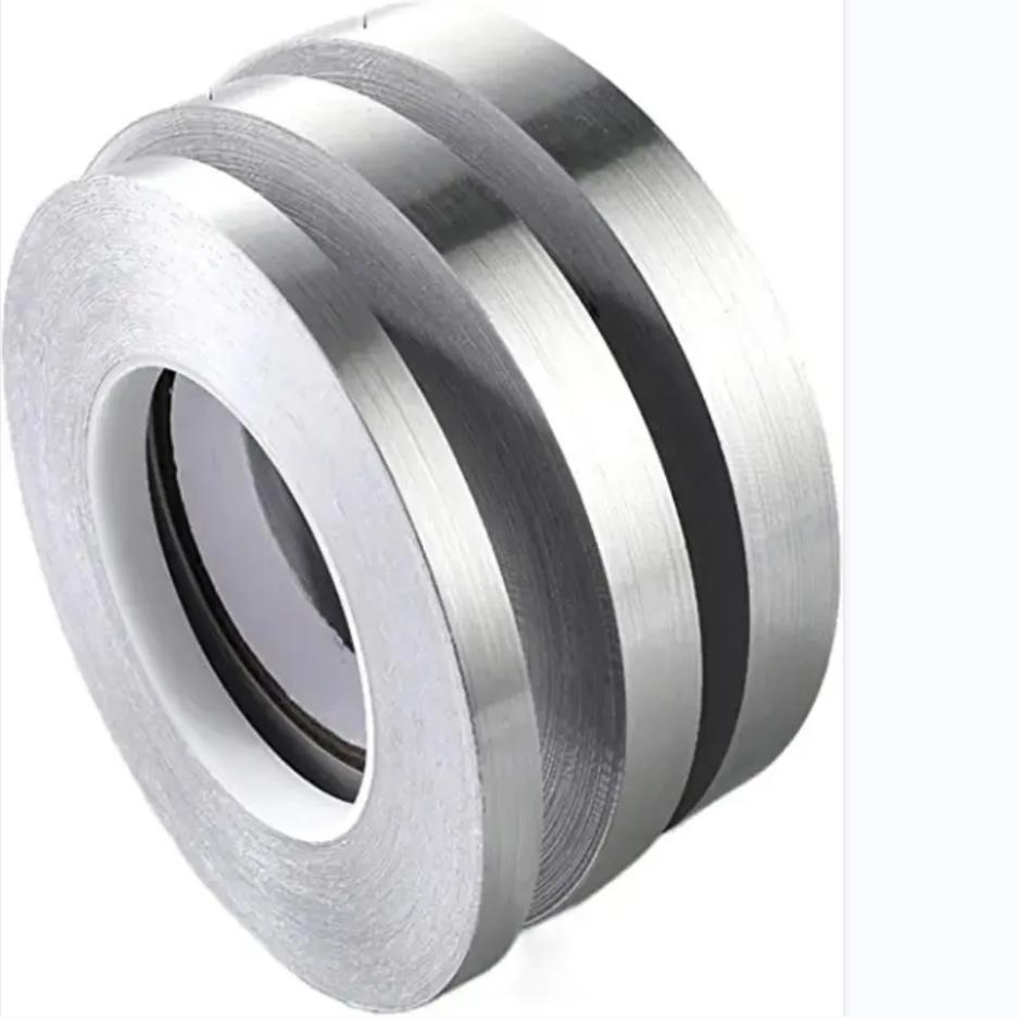 Neu 50M Gold Schwarz Selbstklebende Fliesen Aufkleber Band Boden Wasserdichte Wand Lücke Dichtung Streifen Fliesen Schönheit Naht Aufkleber wohnkultur 0.5cm&50M silber