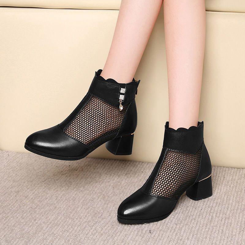 Mesh-Sandalen Frühling und Sommer Mittlerer Absatz Atmungsaktiv Niedriger Absatz Rutschfeste Runde Zehenpartie Dicker Absatz Sandalen Damen 40 schwarz