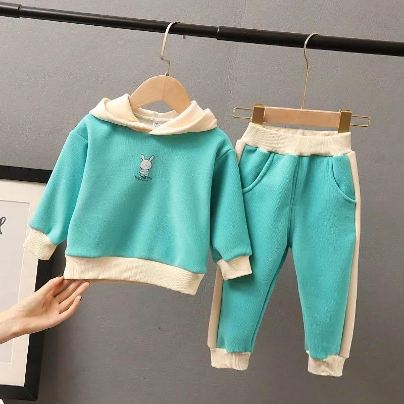 Frühlings- und Herbstanzug Kinderkleidung Mädchen Pullover Kapuzenpullover Kinder Baby Mode Druck Nähte Kleine Mädchen Kleidung Zweiteiliges Set 120