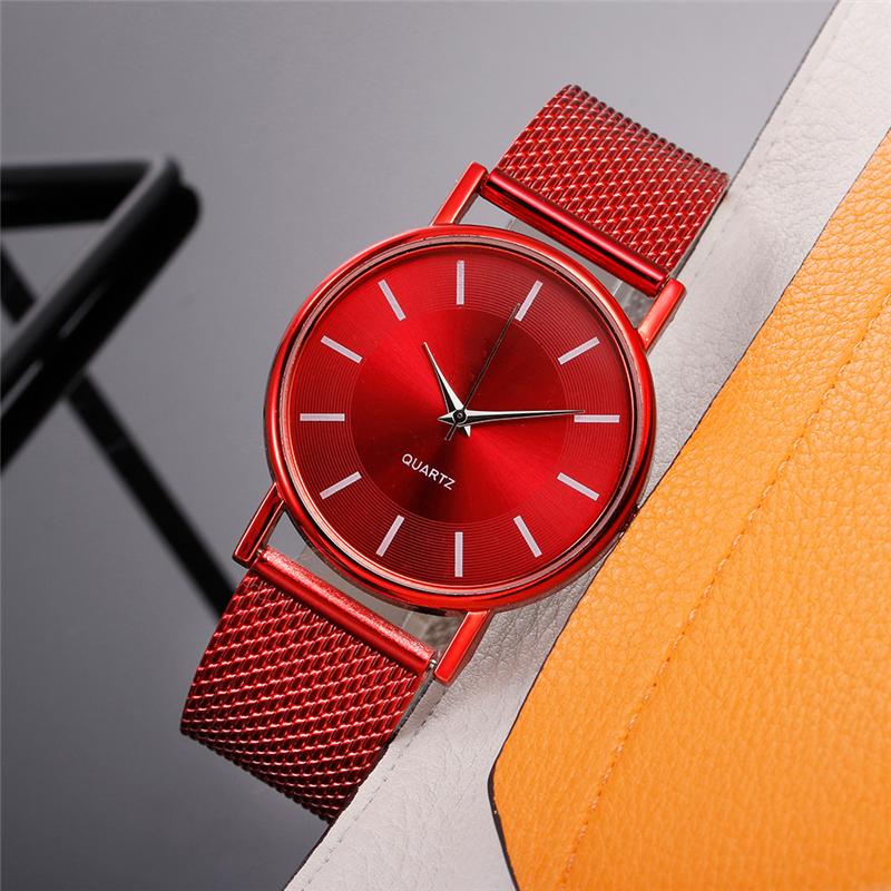 Einfache Damen Casual Uhr Mode Frauen Mesh-Armband Quarzuhr Weibliche Armbanduhren rot