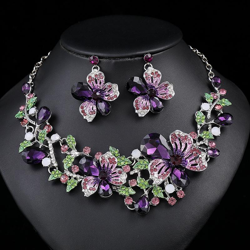 Luxus Retro Kristall Halskette Set: Europäische & Amerikanische Abendkleid-Accessoires violett