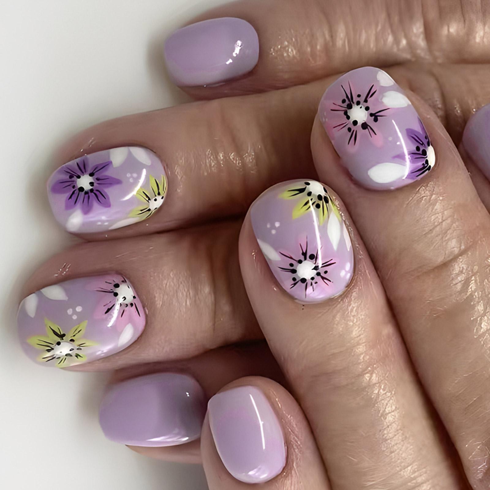 24 Stück kurze, quadratische Kunstnägel mit violettem Blumenmuster, French Tips, vollständige Abdeckung, Maniküre-Designs für Frauen