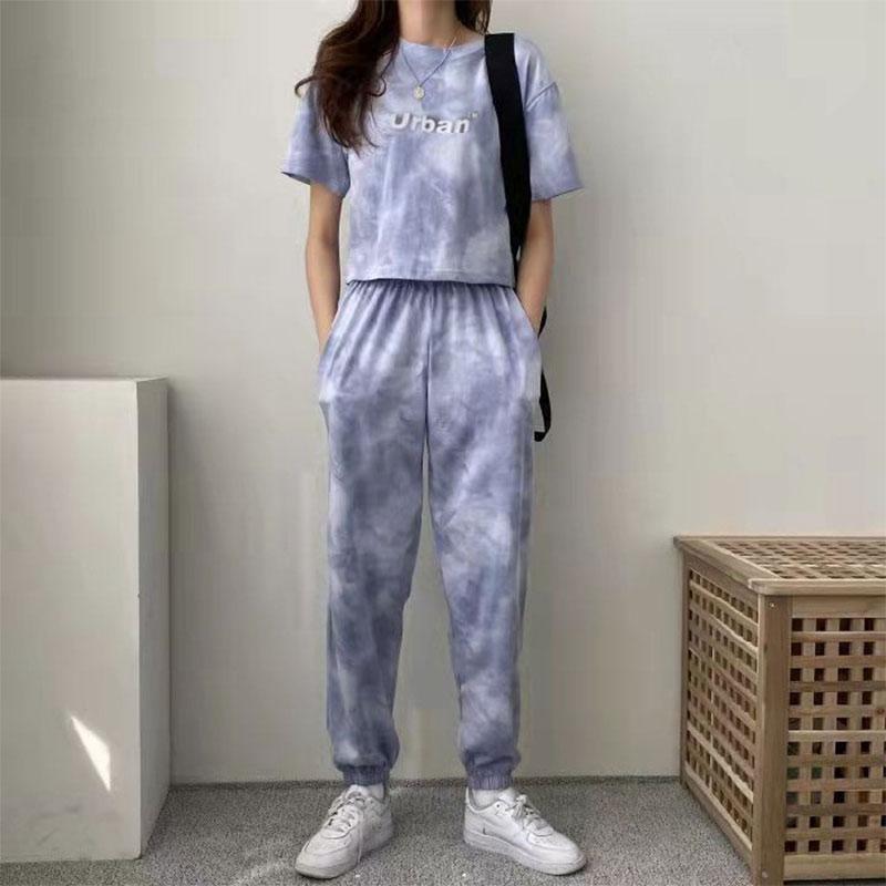 2PCS frauen Casual Anzug Sommer Koreanische Version Lose Tie-dye Sportswear Fitness Anzug Zwei-stück Kurzen ärmeln T-shirt Breite bein Hosen Anzug M violett