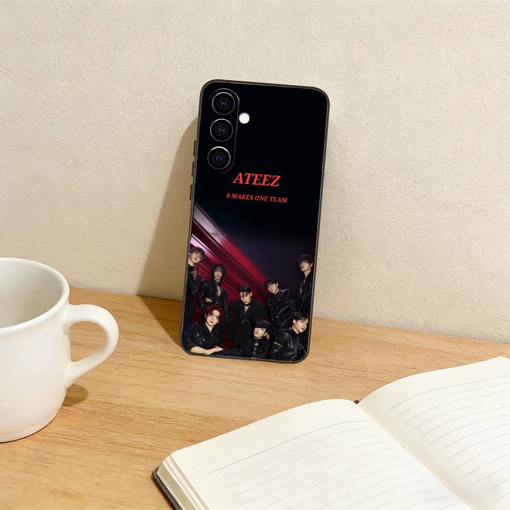 ATEEZ In y-Your Fantasy Handyhülle Für Samsung Galaxy A73,A72,A71,A70,A53,A52,A51,Andere Weiche Schwarze Hülle Samsung a50 30s 50s