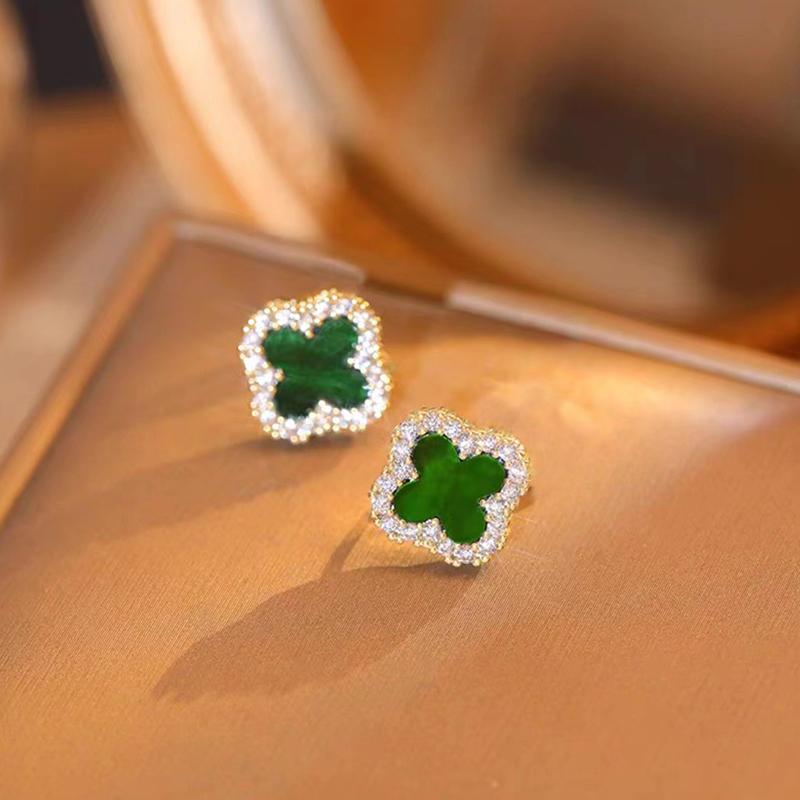 Rote, weiße und grüne Farbe vierblättriges Kleeblatt Ohrringe High-End einfache Mode Ohrringe Net Red Temperament Ohrringe grün