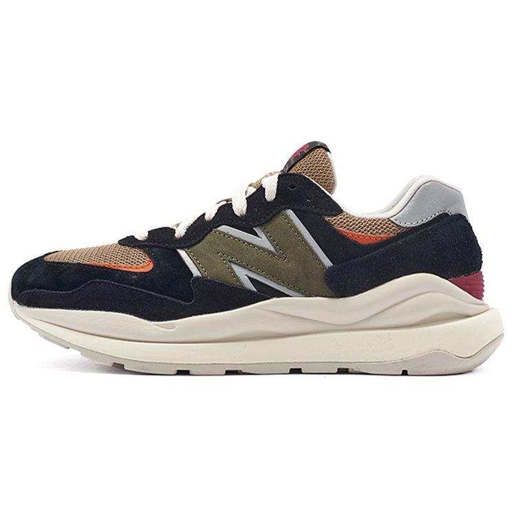 New Balance 57/40 Lunar New Year – Black Poppy Unisex-Sneaker U5740CNB 41.5