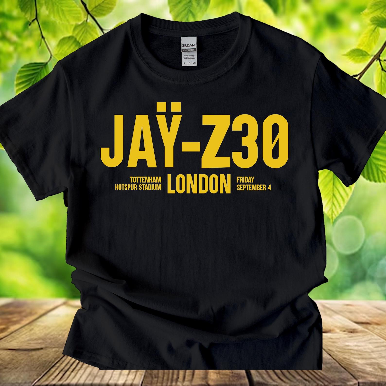 Jay-Z30 London Tour 2026 T-Shirt, London Konzert T-Shirt, Tottenham Stadion Konzert T-Shirt, Konzert T-Shirt, Musikfan T-Shirt, E69, Hip Hop Fan T-Shirt XL yellow