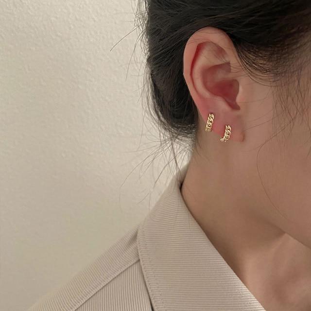 Silberfarbene Ohrringe für Damen / Herren Kleine Creolen Hohle Statement Kreis Ohrringe Brincos Modeschmuck Mädchen