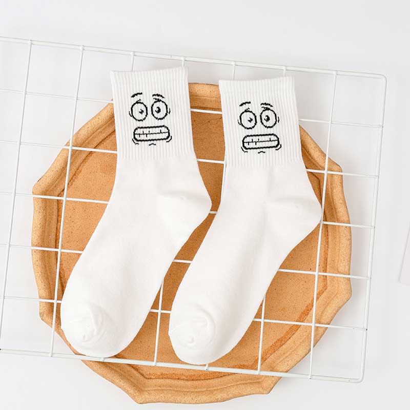 5 paar Frauen Weiße Socken Baumwolle Nette Lustige Socken Anime Kawaii Smiley Harajuku Designer Socken Weihnachten Familie 5pairs
