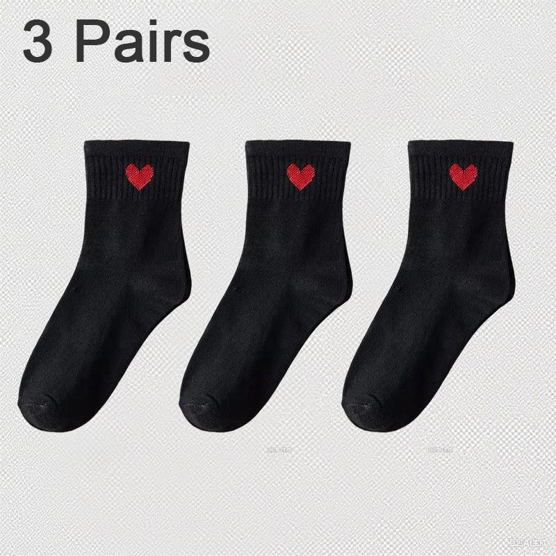 Liebliches Herz Baumwollsocken Damen Sommer Mode Schwarz Weiß Sportliche Kurze Socken Mädchen Niedlicher Stil Kurze Socken one size reiche schwarze