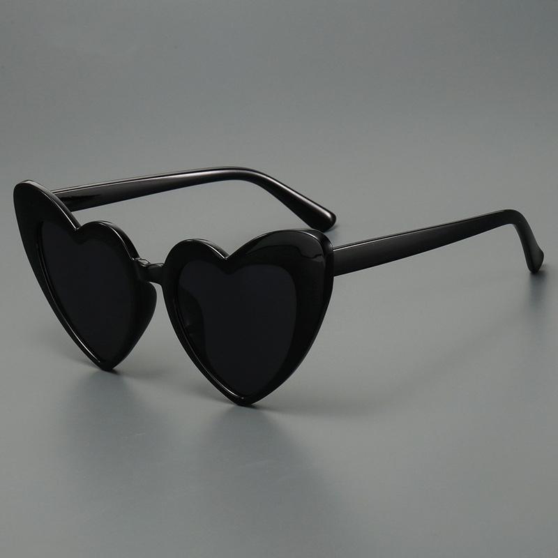 Neue Sonnenbrille mit Pfirsichherz-Motiv für Damen, modische Liebes-Sonnenbrille, Party, großer Rahmen, personalisierte Brille, modisches Accessoire, nicht polarisiert schwarz