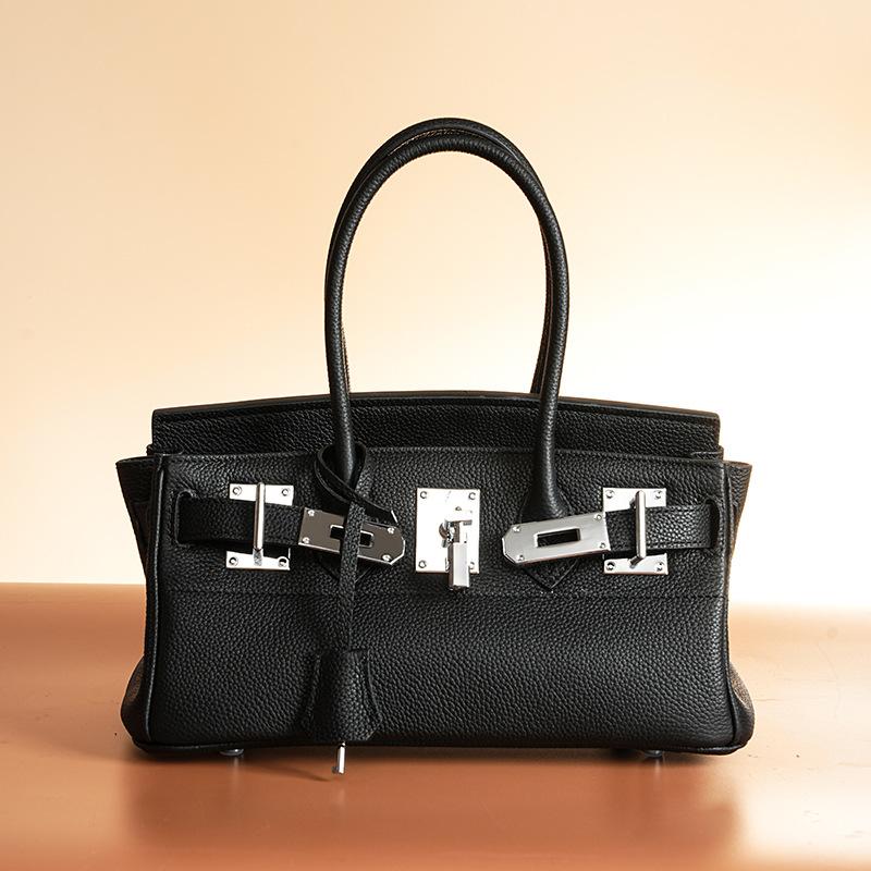 Hochwertige neue lange Leder-Handtasche mit silberner Schnalle aus Platin für Frauen + modische High-End-Handtasche aus Rindsleder 31x16x17cm schwarz