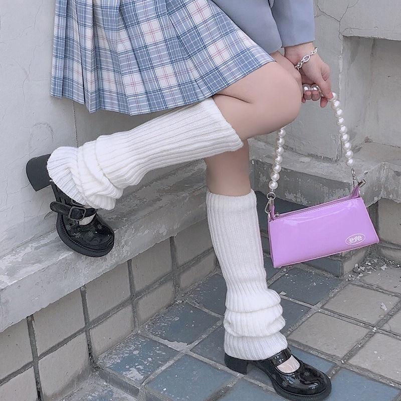Japanische JK-Uniform, Lolita-Stil, lockere Socken, lose Stiefel, einfarbig, gestrickt, Winter-Beinwärmer, Socken, Fußwärmerbezug 70cm weiß