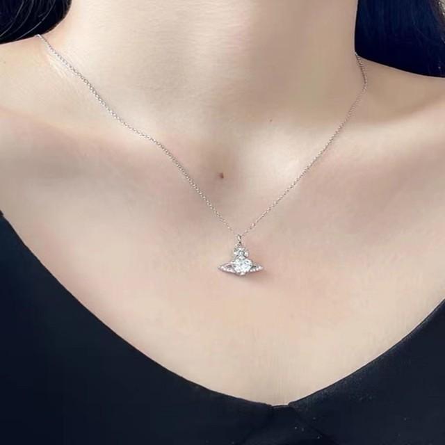 Damen Halskette High Sense Saturn Halskette Licht Luxus Temperament Kragen Kette Mode Halskette Schmuck für Frauen weiß