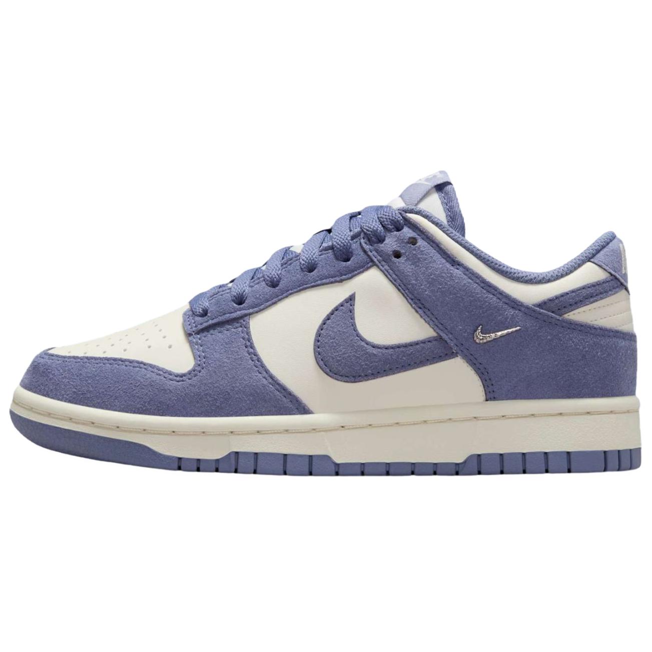 Nike Dunk Low Mini Swoosh - World Indigo Damen Sneaker Lila Sail Metallic-Silber IB4417-103 40.5