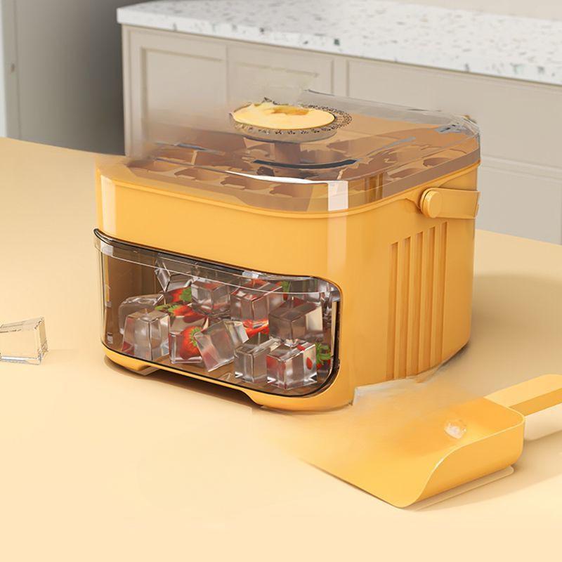 50-Würfel Eisbereiter mit Easy-Press-Kappe mit Easy-Press-Deckel Großes Fassungsvermögen Eiswürfelmaschine Wiederverwendbare Lebensmittelqualität Eiswürfelform gelb