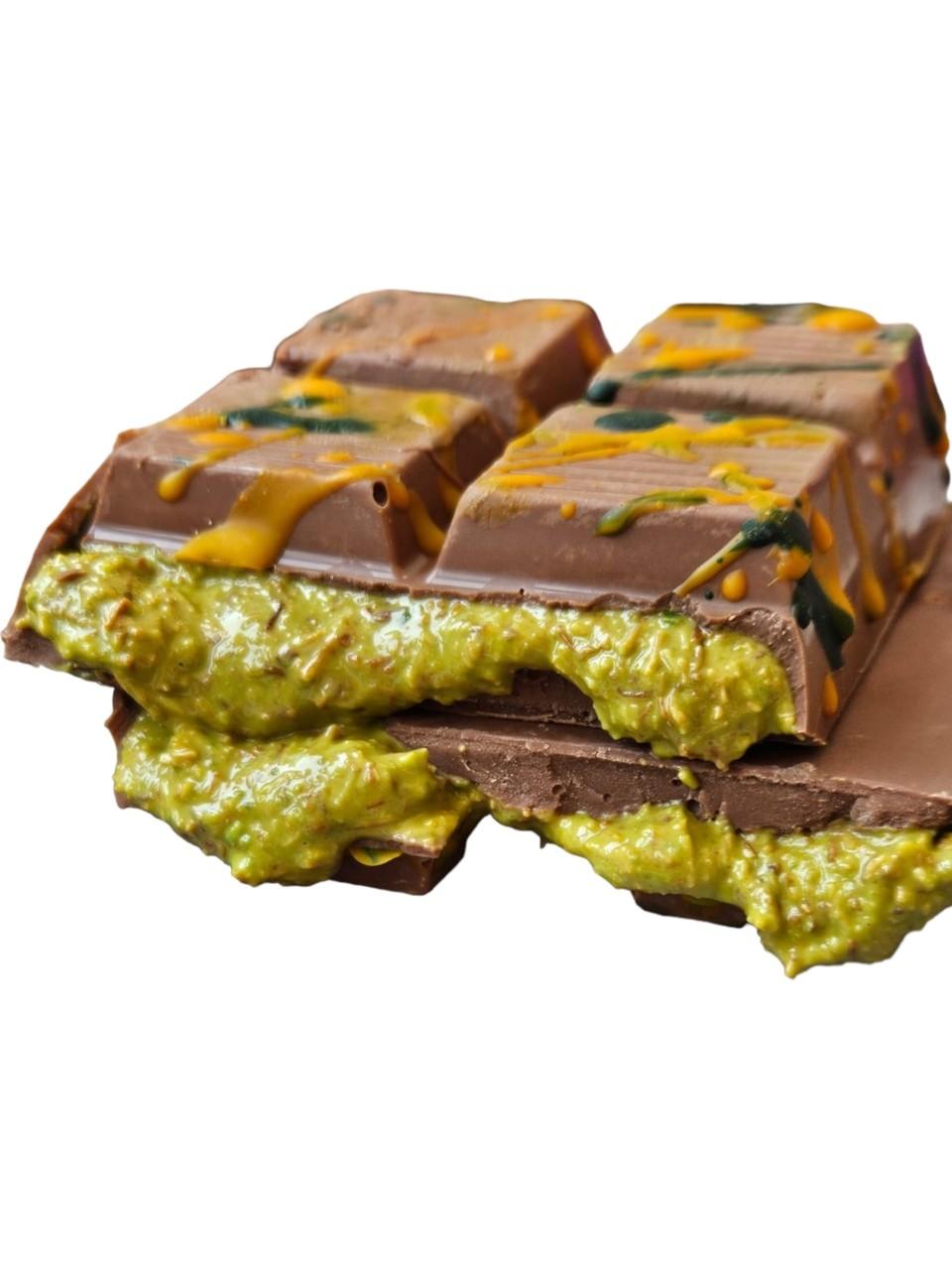 Dubai Chocolate - Knusprige, mit Kadaif gefüllte Milchschokolade mit Pistazien