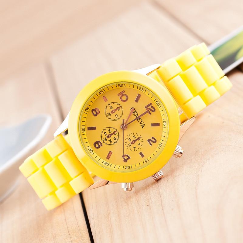Silikon-Gelee-Uhr Für Erwachsene Mode Lässig Quarz-Uhr Mit Farboptionen gelb