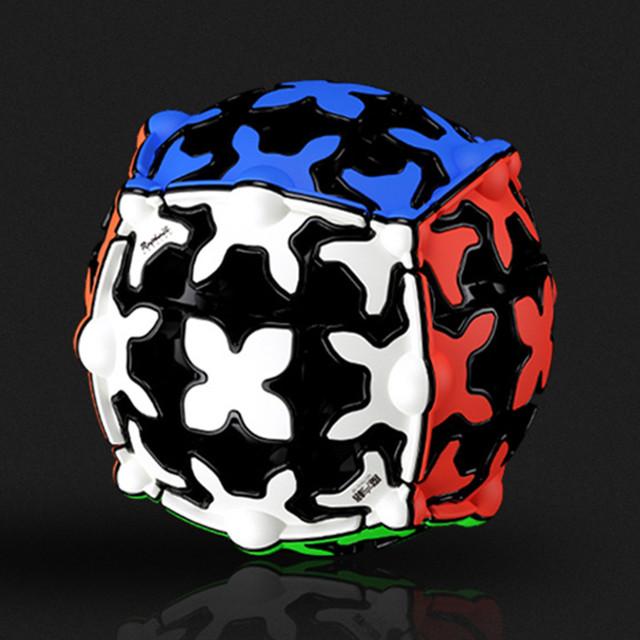 Neue Qiyi Gear Cube 3x3x3 Gear Cube 3x3 Pyramide Zylinder Kugel Geschwindigkeit Würfel Lernspielzeug für Kinder
