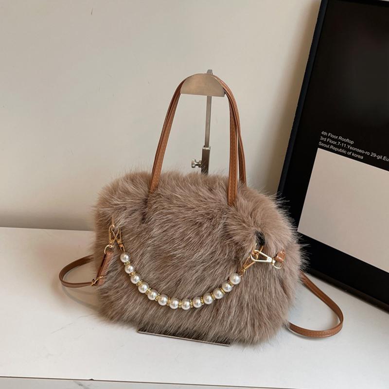 Yogodlns Wintermode Kunstfell Umhängetaschen für Damengeschenk, Perlenketten-Dekor Schultertasche, Damen Handtaschen Top-Henkeltasche 24x11x16cm kaffeebraun