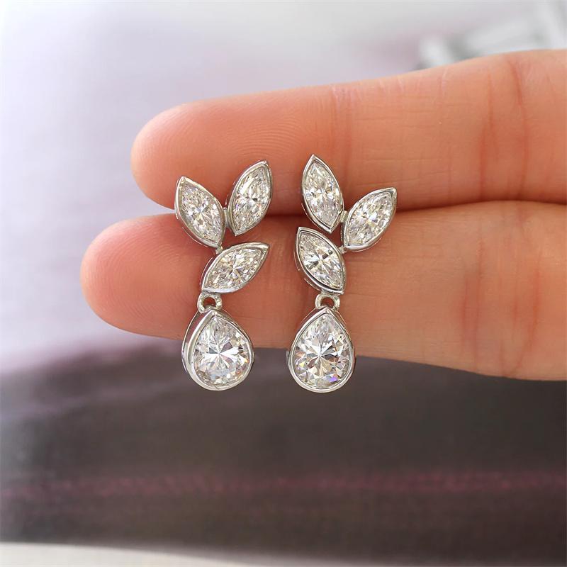 Huitan Exquisite Farb-Tropfen-Ohrringe für Damen Markise Wassertropfen Kristall Zirkonia Ohrringe Temperament Neuer Schmuck brown