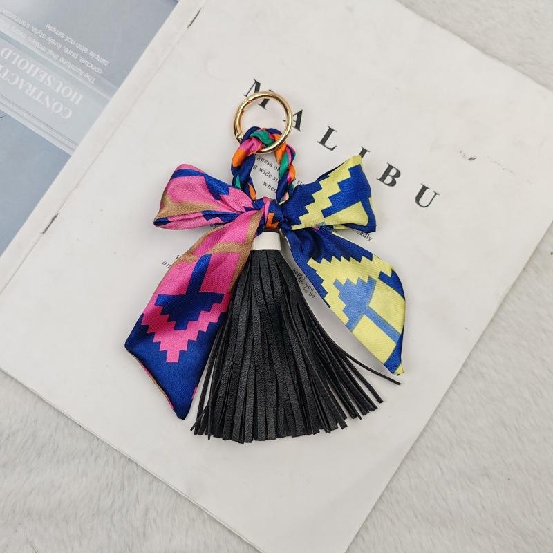 Tier Plüsch-Schlüsselanhänger Mode Frauen Pom Pom Pelz Schlüsselanhänger Schal Leder Quaste Mode Telefon Schlüsselanhänger K1258 schwarz