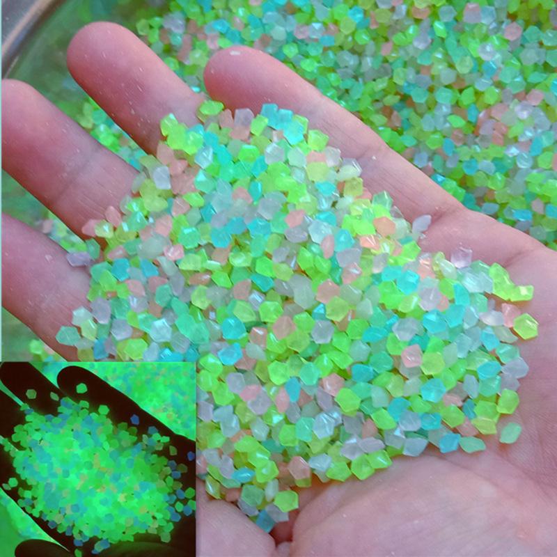 1000 stücke Leuchtsand Glow In Dark Stein Kiesel Garten Hof Outdoor Pfad Rasen Dekoration Aquarium Aquarium Home DIY Decor 3-5mm