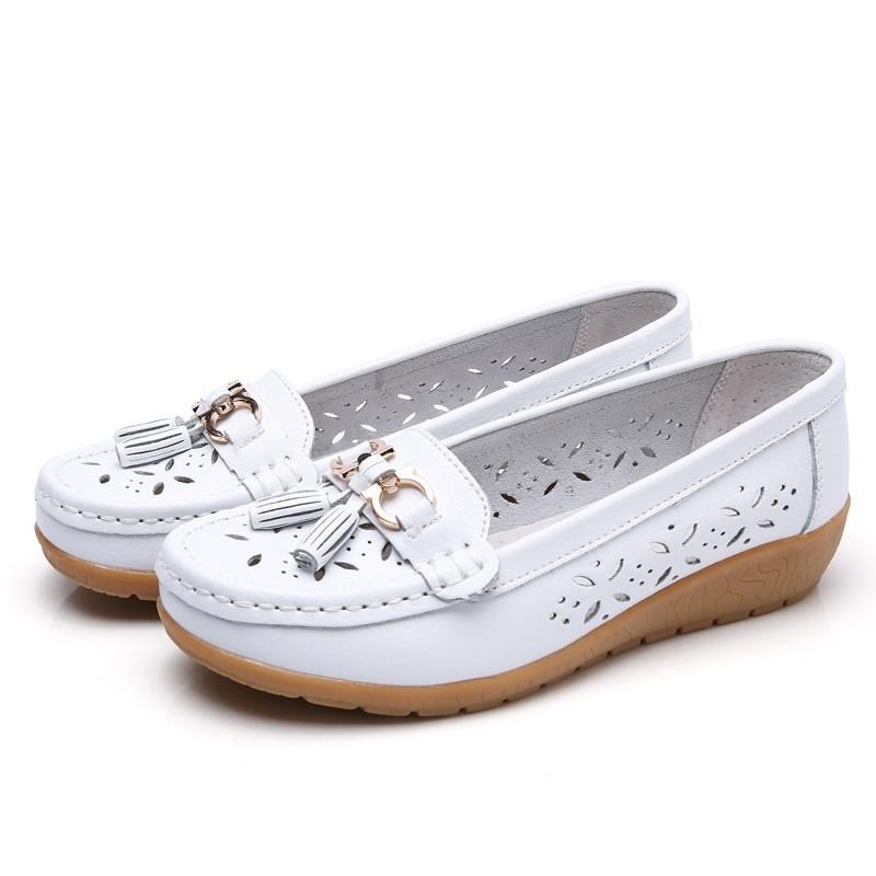 Frauen Kausalen Schuhe Leder Doug Schuhe Atmungsaktive Wohnungen Schuhe Weiche Sohle Faulenzer Zapatos De Mujer Mulheres Sapatos Plus Größe 35-44 35 weiß