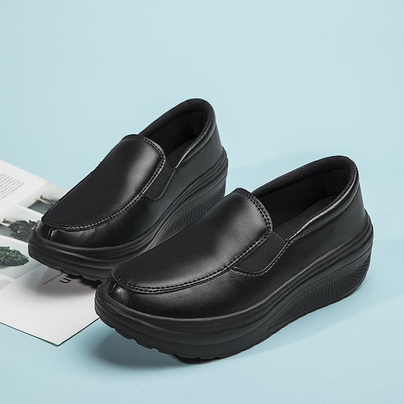 Neue EVA-Sohle Schüttelschuhe Weiße Sneaker Krankenschwester Damenschuhe Dicke Sohle Keil Kuchenschuhe Dameneinzel Schuhe 42 black