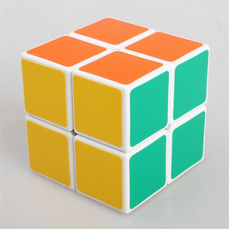 Puzzle Magic Cube Lustiger Zappelwürfel Handspin Anti-Stress-Spielzeug Kinderspielzeug Lernpuzzle Spee weiß