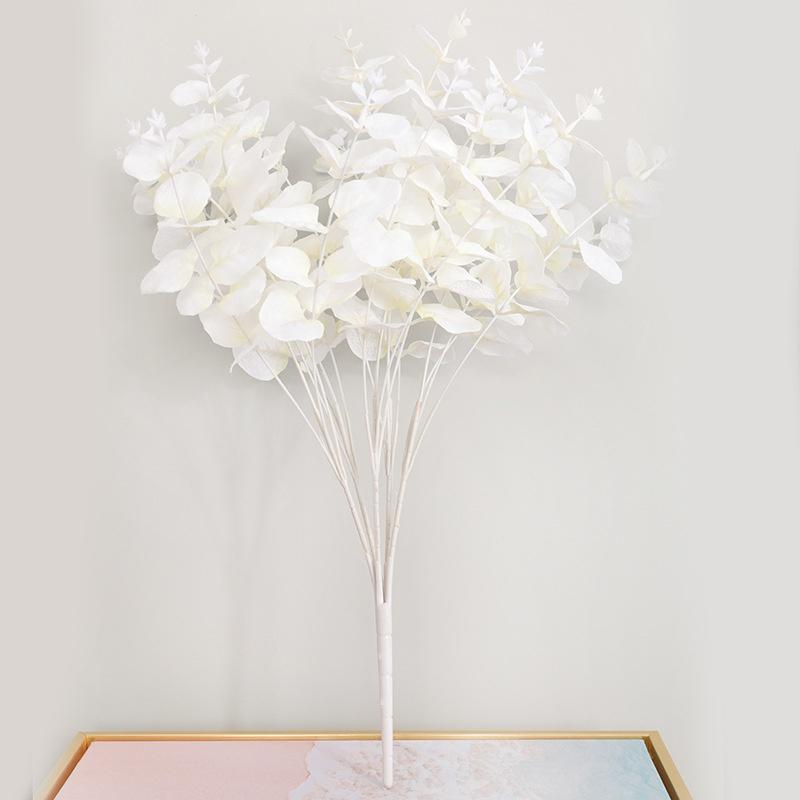 1 Stück künstliche Blume Eukalyptusblatt 47 cm, künstliche Pflanzenzweige, dekorative Seidenblumen, Blumenstrauß, Zuhause, Blumenarrangement, Party, Tischvase, Dekoration weiß